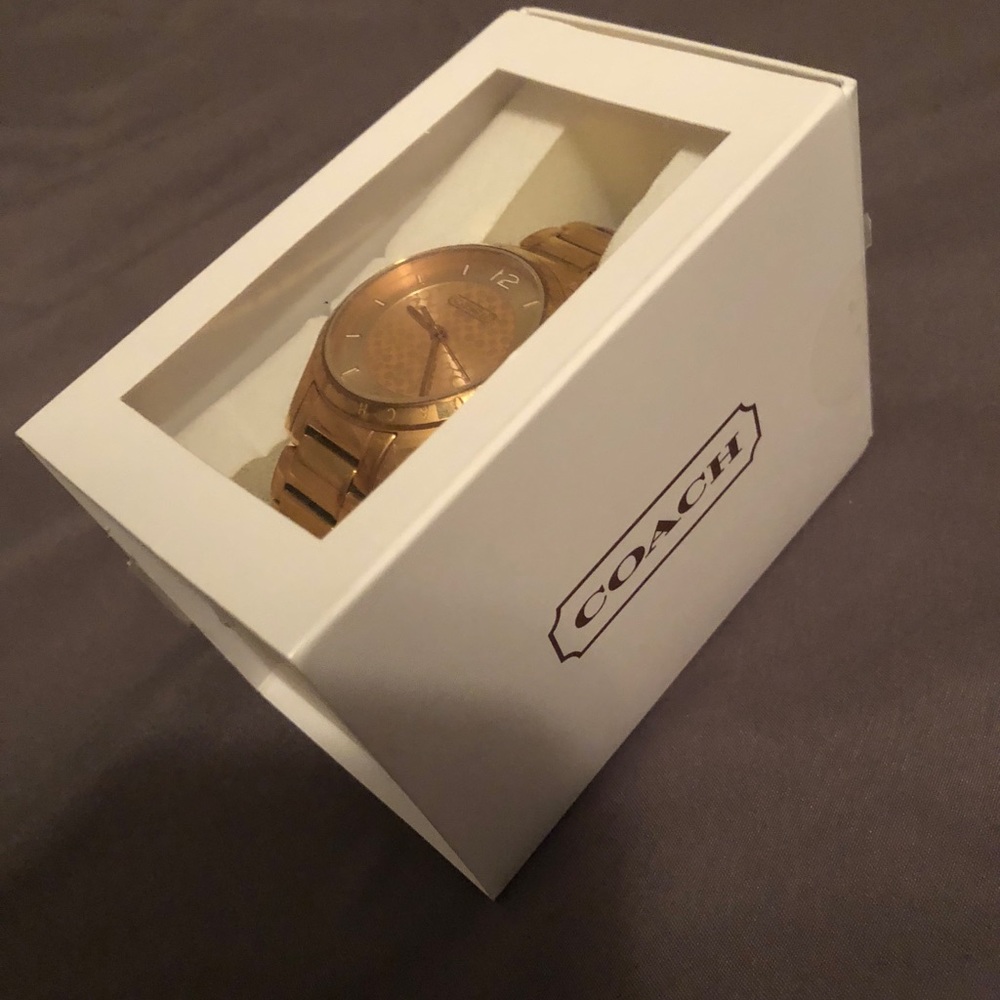Rose Gold Coach watch - Picture 2 of 3